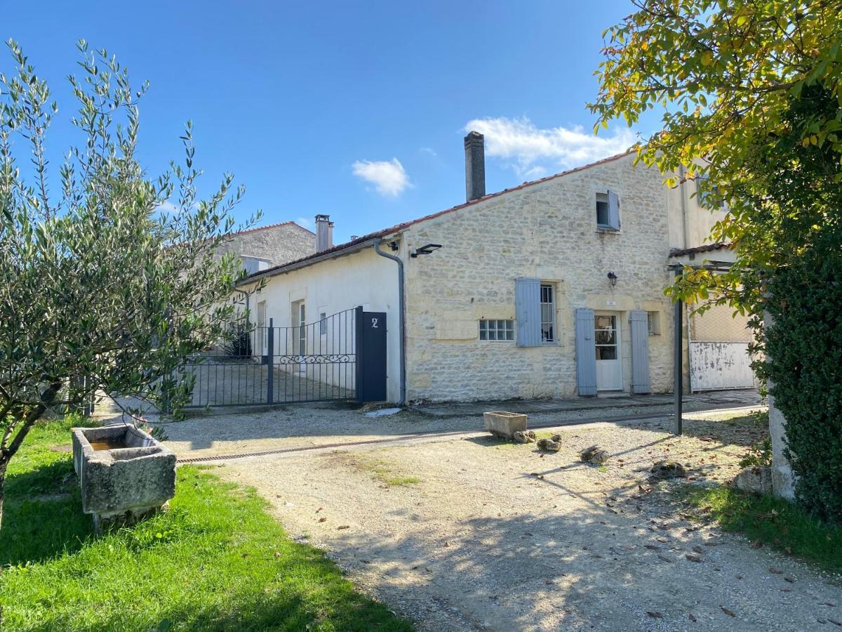 Domaine De La Laigne - Spa Asnières-la-Giraud Buitenkant foto