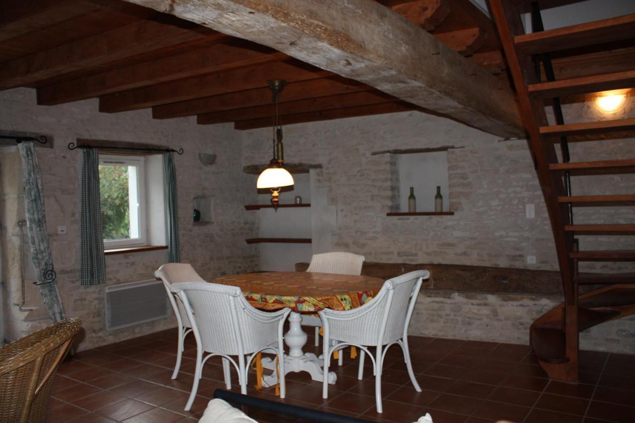 Domaine De La Laigne - Spa Asnières-la-Giraud Buitenkant foto